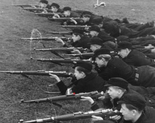 Hitlerjugend -  Organizacja Młodzieżowa NSDAP